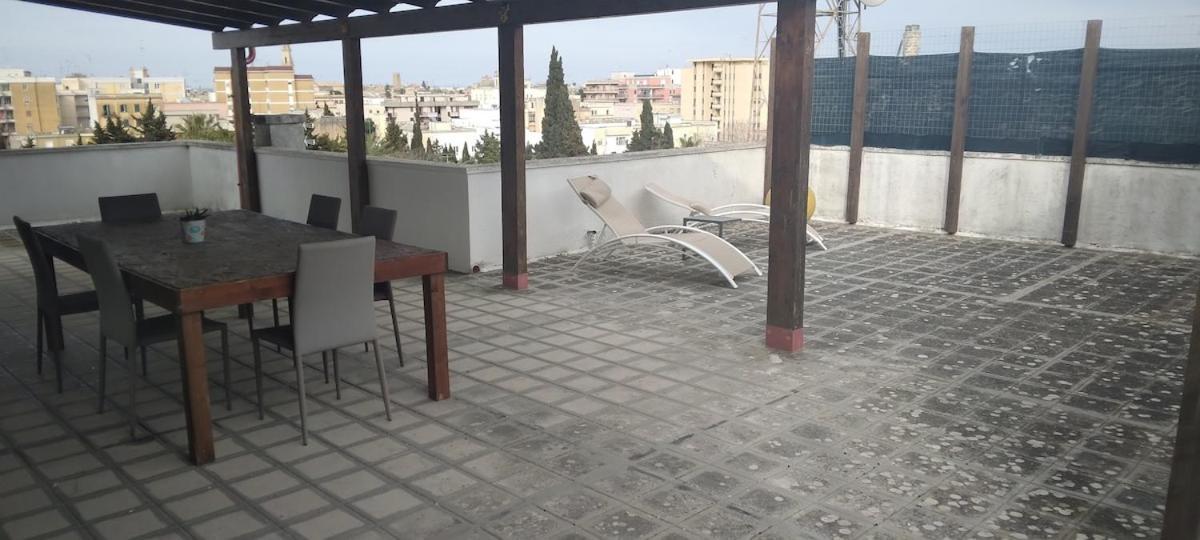 Piccolo Attico Διαμέρισμα Λέτσε Εξωτερικό φωτογραφία