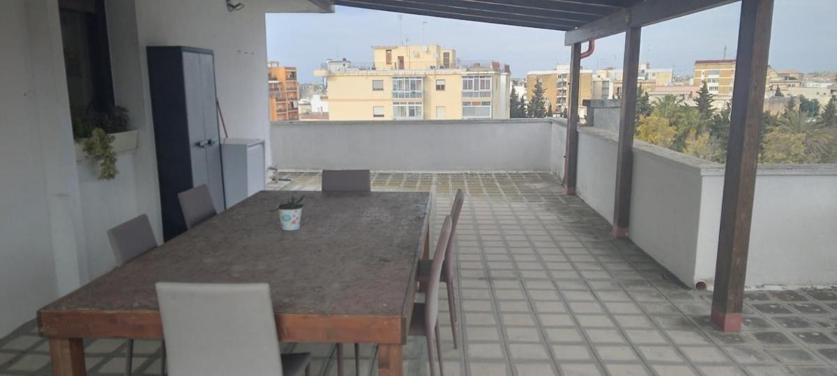 Piccolo Attico Διαμέρισμα Λέτσε Εξωτερικό φωτογραφία